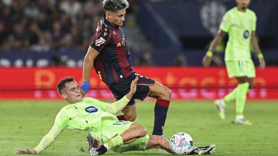 魔笛卡马文加在德比轮换 因安帅让两人留力踢巴萨